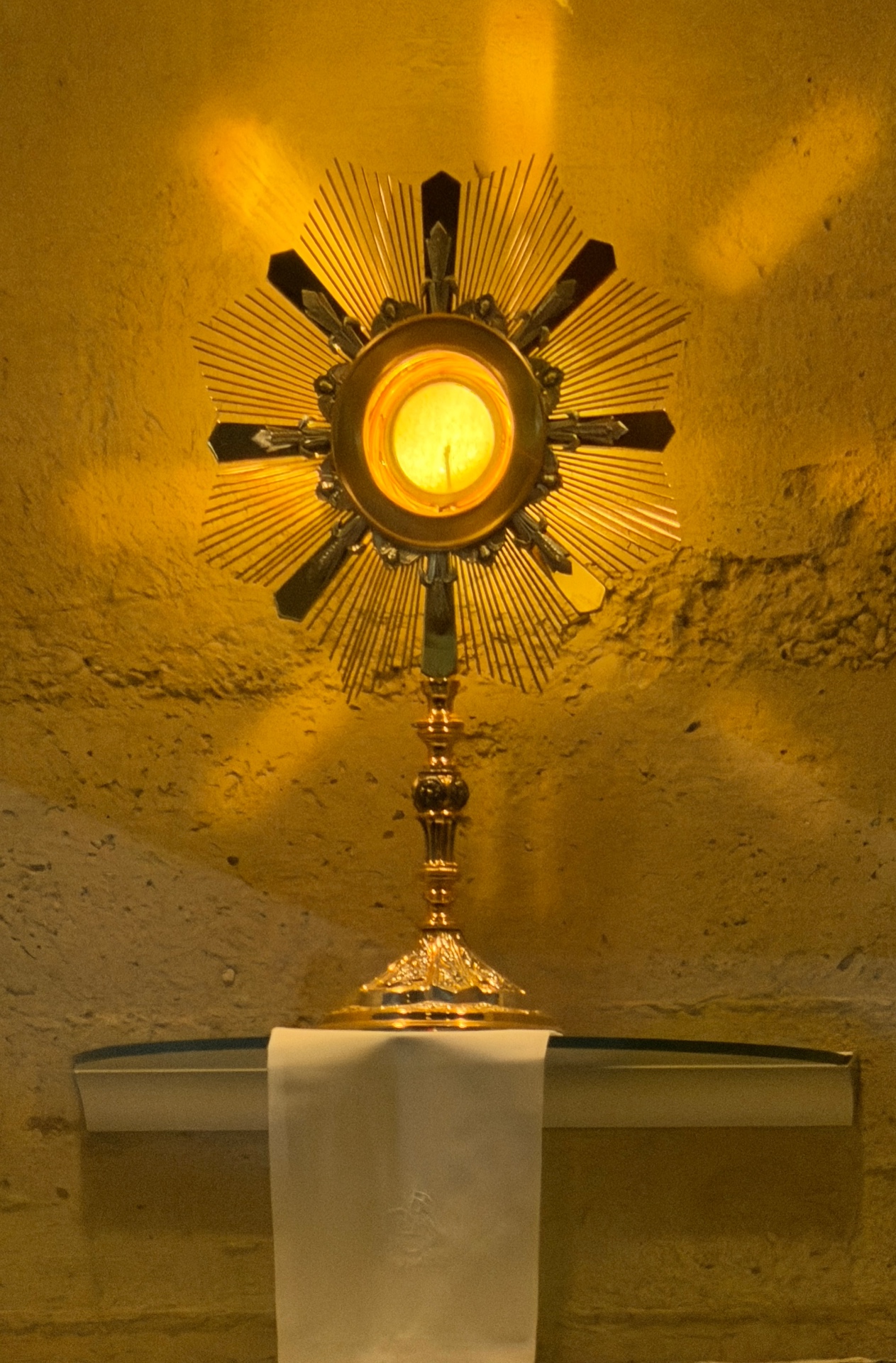 Adoración al Santísimo — Primer Jueves